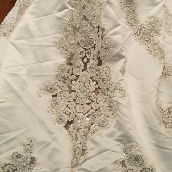 Wedding Dress 12 Salon Collection by Elena - Picture 8 of 13